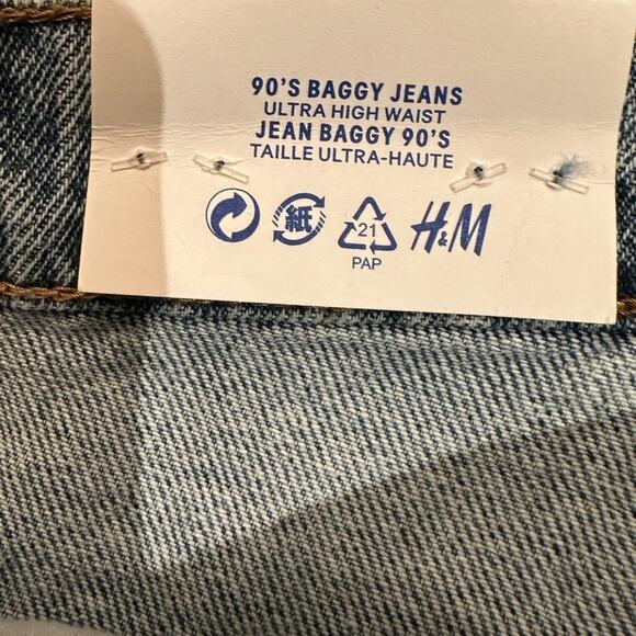 H & M 90’s Baggy High Waist Light Wash Jeans New with Tags Size 6 - Picture 8 of 10